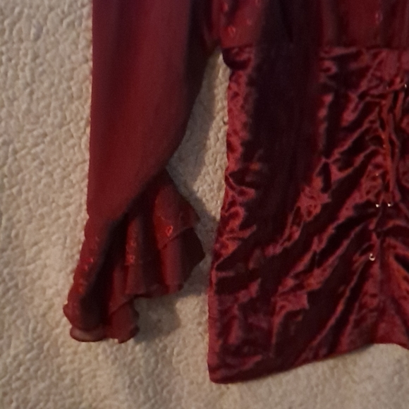 Sexy blood red corset top - Picture 6 of 10